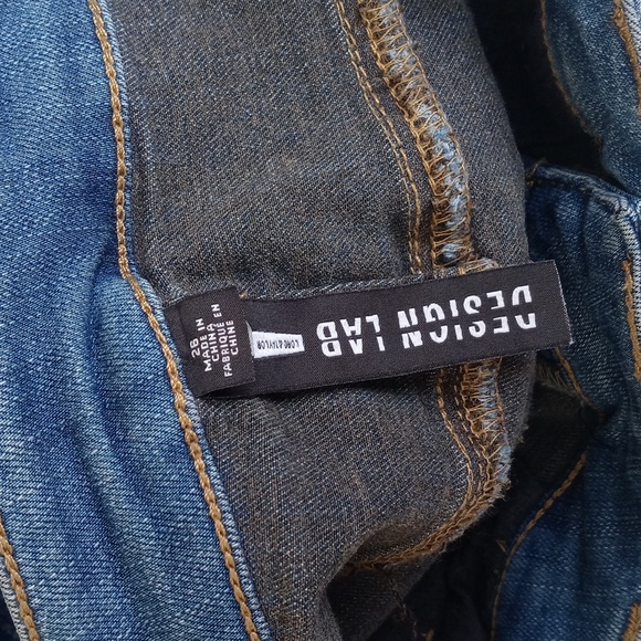 Design Lab Lord & Taylor Women’s Denim Blue Straight Frayed Leg Rayon Jeans 26 - Picture 5 of 13